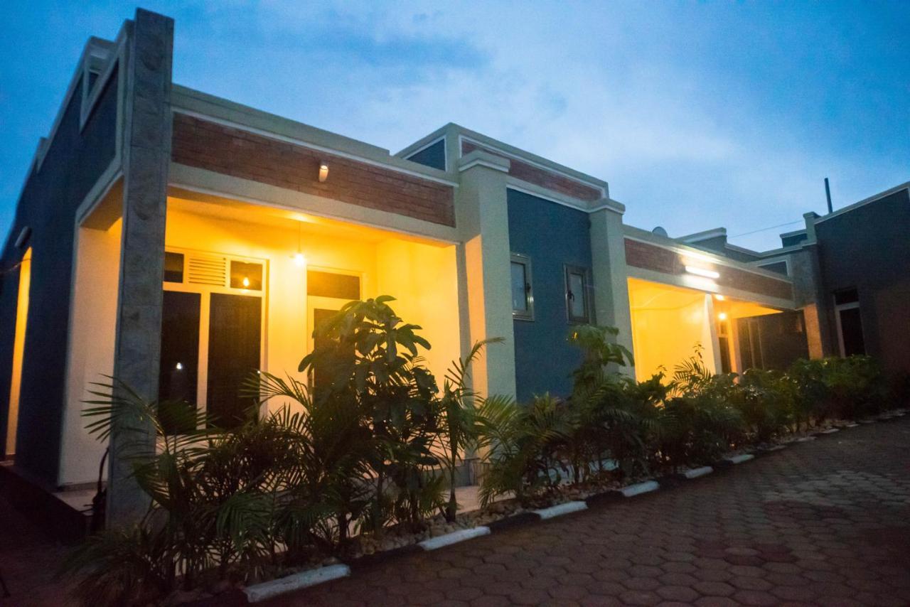Avisha Town Hotel Kigali Exterior photo