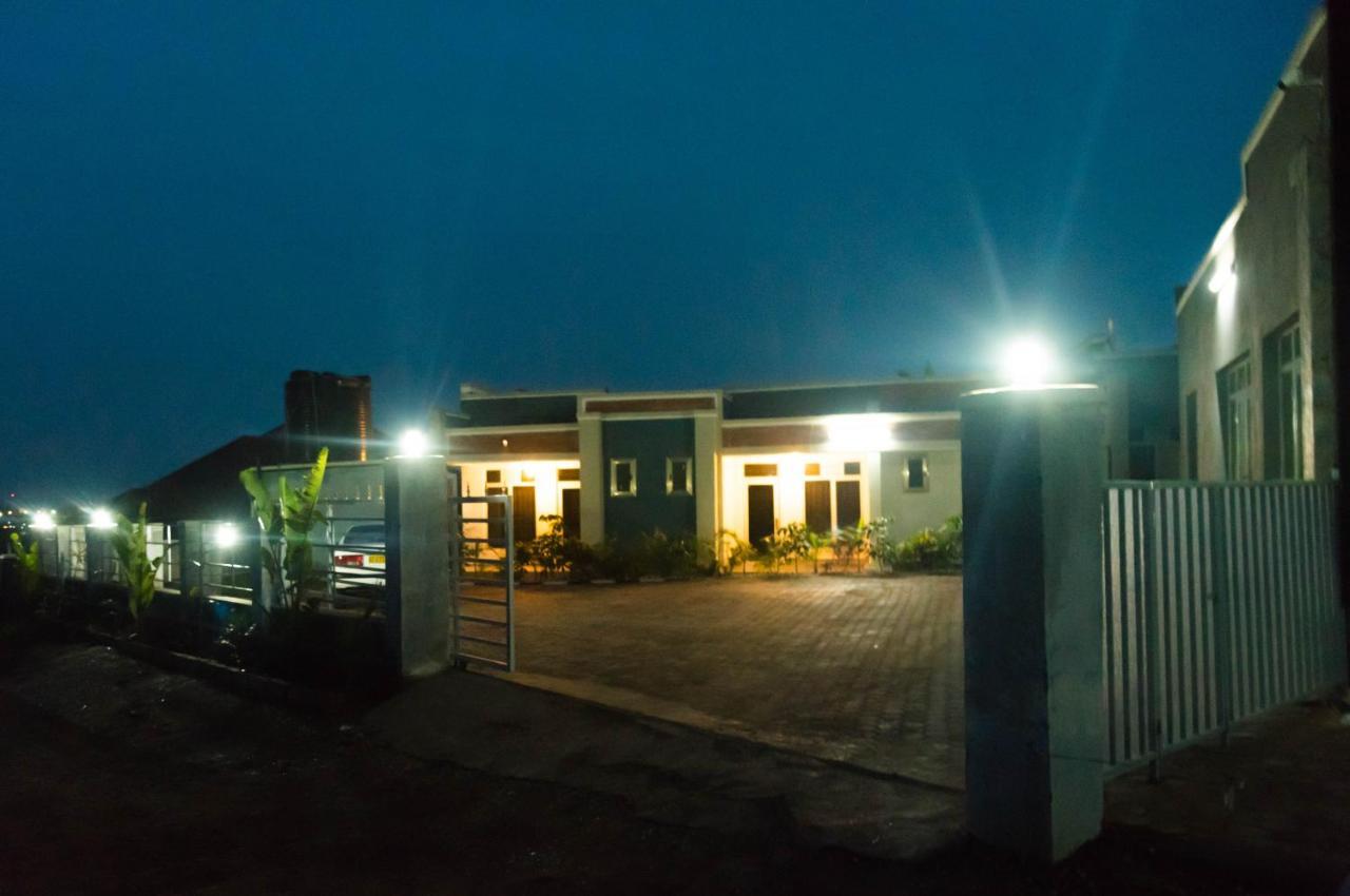Avisha Town Hotel Kigali Exterior photo