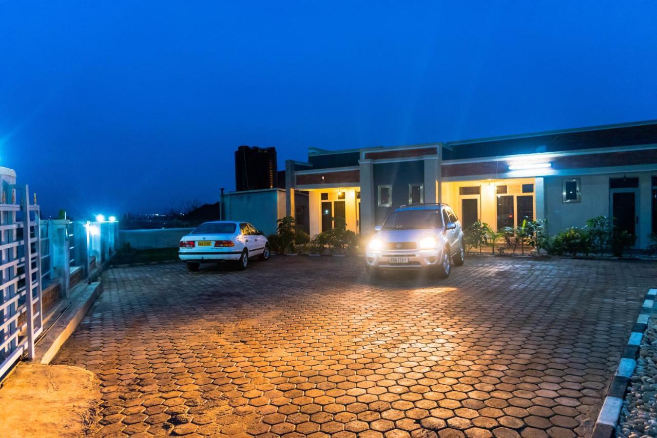 Avisha Town Hotel Kigali Exterior photo