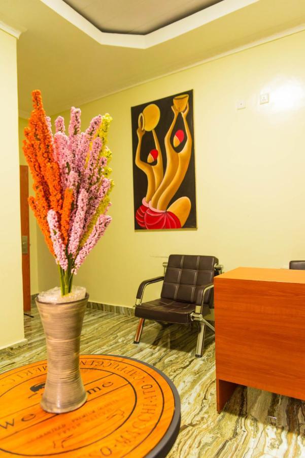 Avisha Town Hotel Kigali Exterior photo