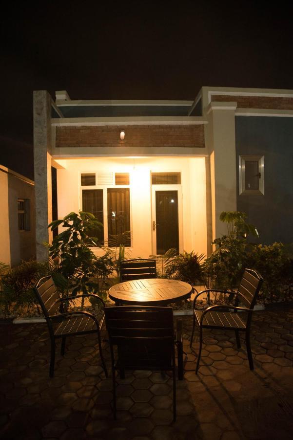 Avisha Town Hotel Kigali Exterior photo